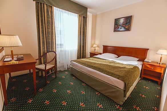 TWO-ROOM JUNIOR  SUITE (HALF-LUX)  WITH ONE KING SIZE DOUBLE BED 